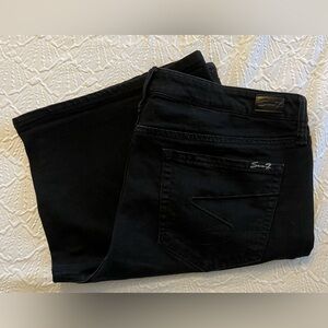 Seven7 Sunset Bermuda Mid-Rise Shorts Black Size 16 Flat Front